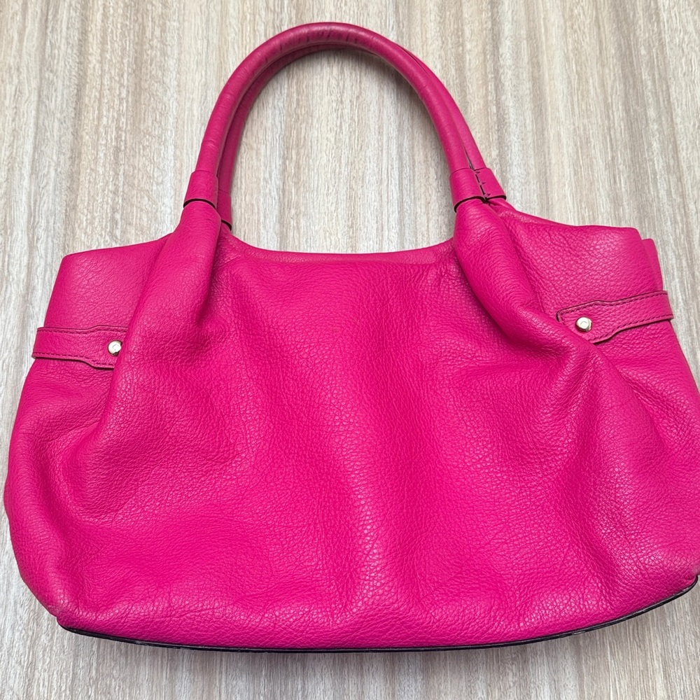 Kate Spade Berkshire Road Stevie Satchel in a hot pink (magenta) pebbled leather - Picture 9 of 13